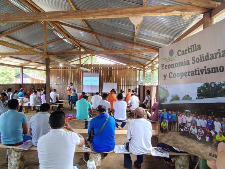 coop_02_asamblea_RS37246